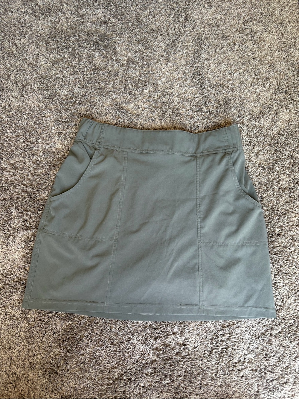 Women’s Gray Columbia Skirt with Pockets